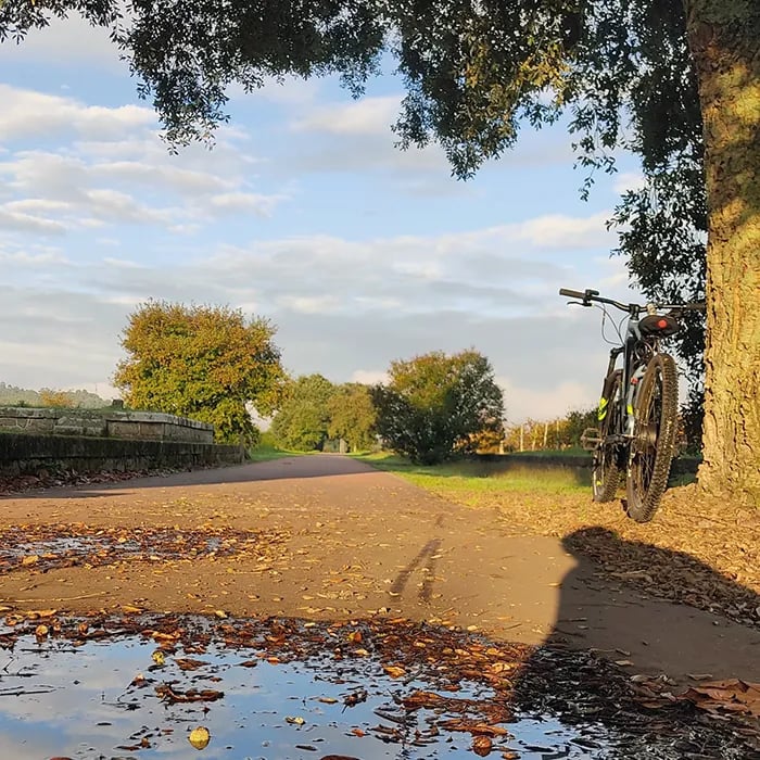 Bicicleta na ecopista em Valença